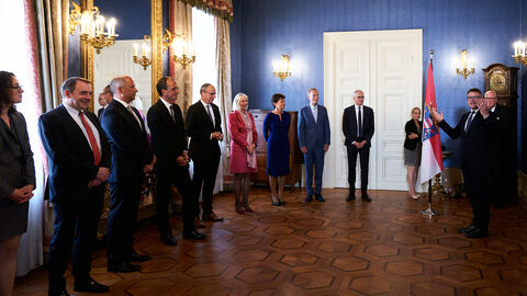 Die Ministerinnen und Minister im blauen Salon Die Ministerinnen und Minister im blauen Salon