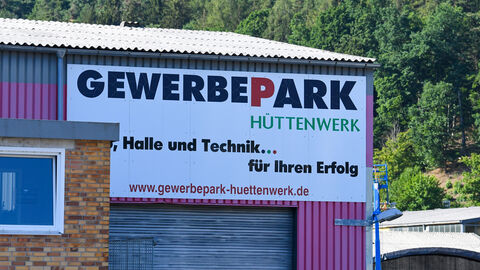 Gewerbepark Hüttenwerk in Michelstadt Gewerbepark Hüttenwerk Schild