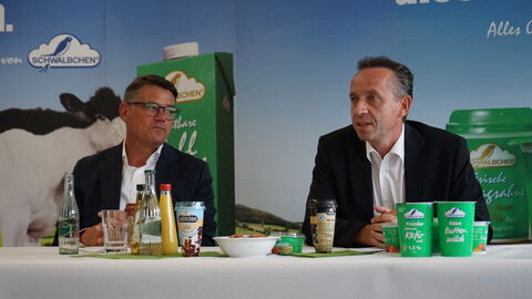 Ministerpräsident Boris Rhein beim Besuch der Schwälbchen Molkerei Ministerpräsident Boris Rhein beim Besuch der Schwälbchen Molkerei