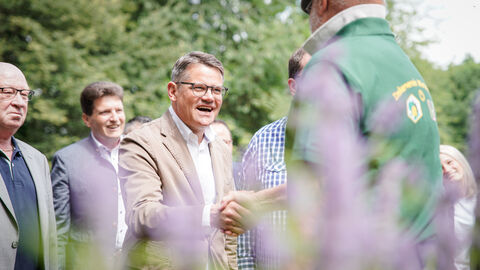 Ministerpräsident Rhein auf dem Ochsenfest in Wetzlar Ministerpräsident Rhein auf dem Ochsenfest in Wetzlar