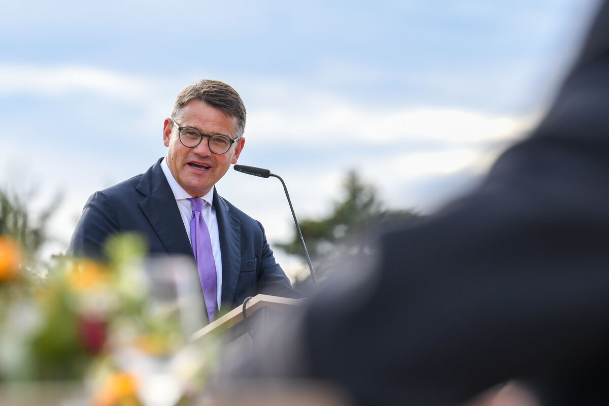 Ministerpräsident Rhein beim 50JahreJubiläum des Landkreises hessen.de